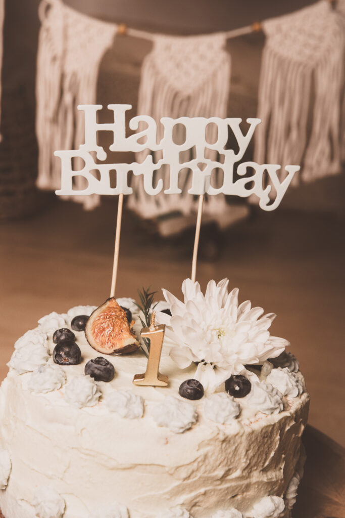 cakesmashshooting in gießen und Frankfurt Wetterau im Vogelsberg Fotoshootings zum ersten Geburtstag